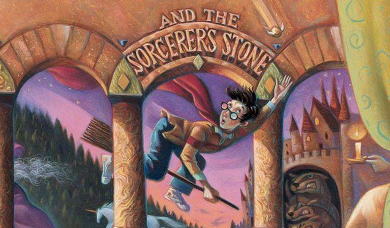 三百万元!《哈利波特与魔法石》初版拍卖成交